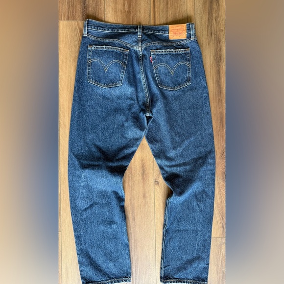 Levis 501 Premium Jeans Womens 33x29 Medium Wash Original Fit Button Fly 'Big E' - Picture 5 of 12